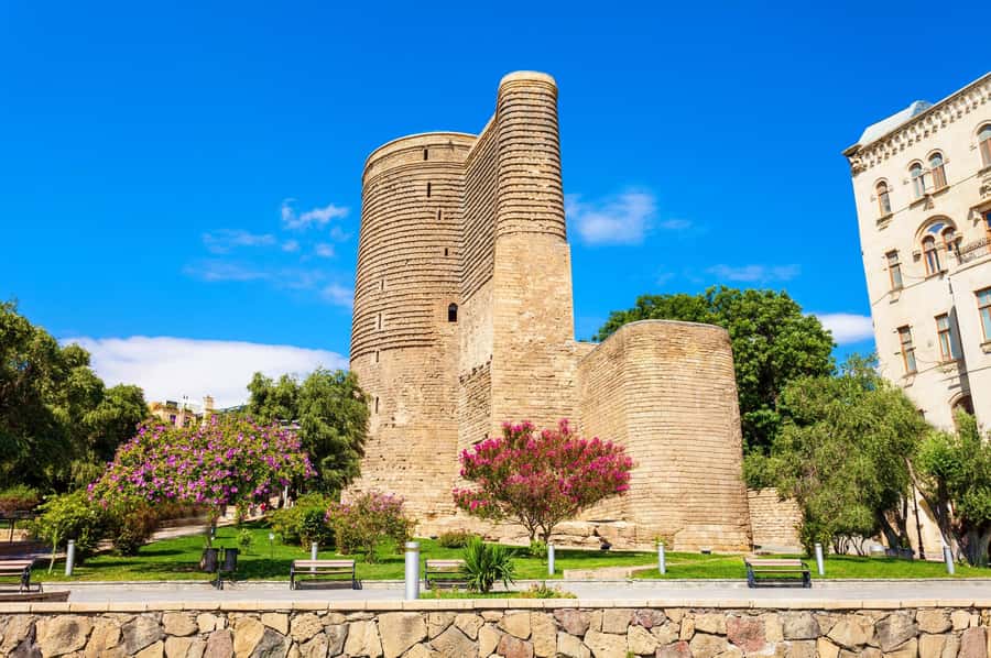 Heartbeat of Baku: Old & Modern City Walk (Group or Private) - Who Should Book This Baku City Walk