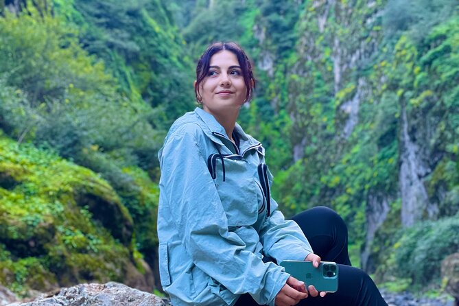 Hiking to Mystic Nisagala Canyon - A friendly local feel, not just a photo stop