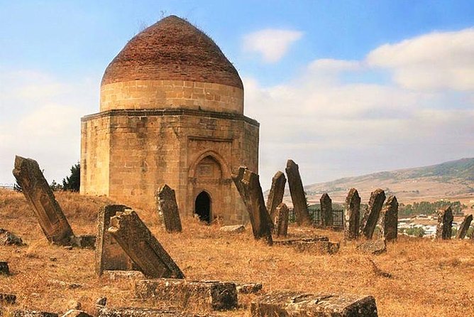 Independent multi-day Azerbaijan Tour - Leaving Baku for Diri Baba and Shamakhi