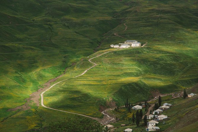 Khinalug tour and more... ( All inclusive ) - Guides can make the difference