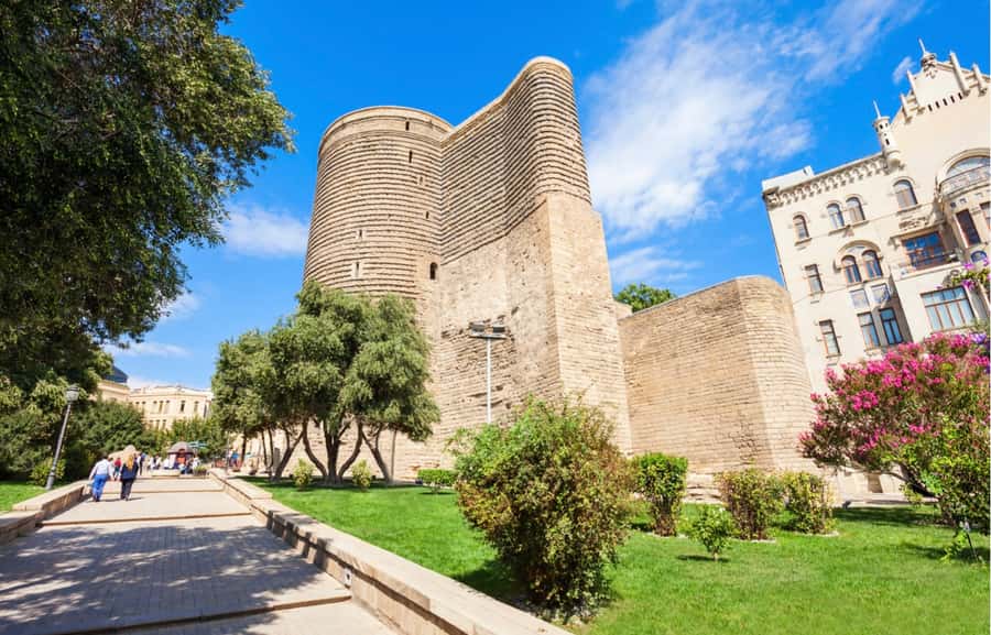 Old and Modern Baku City Tour - Icherisheher: the medieval heart of Baku
