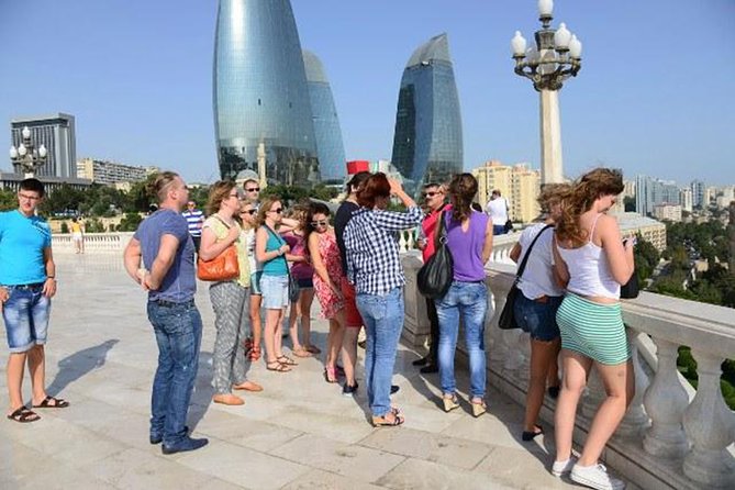 Old and Modern Baku Tour ( Day & Night Time) - Fountain Square and Governor’s Park