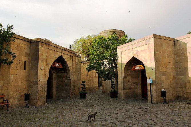 Old City Walking Tour - What the private format means for your day