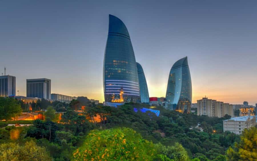 Private Baku City - Climbing the Maiden Tower