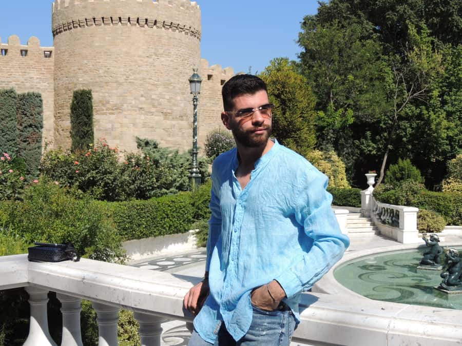 Private Baku Old City Photoshoot - Walking the ancient walls and narrow streets