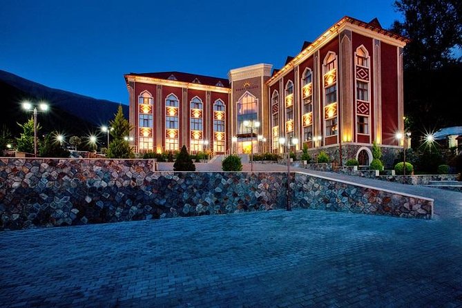 Shamakhi-Gabala-Sheki Group Tour (2 Days / 1 Night) - Lunch in the Ismailli forest and a taste of Gabala