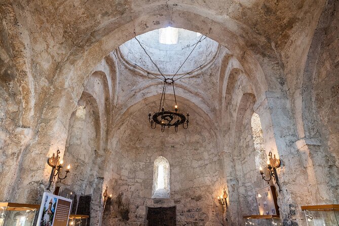 Sheki Cultural and Historical Shared Tour - The 8:00 am departure and the road north