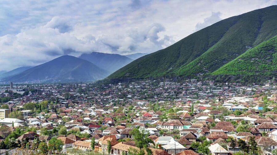Sheki group Tour from Baku with guide - Why Sheki makes a good day outside Baku
