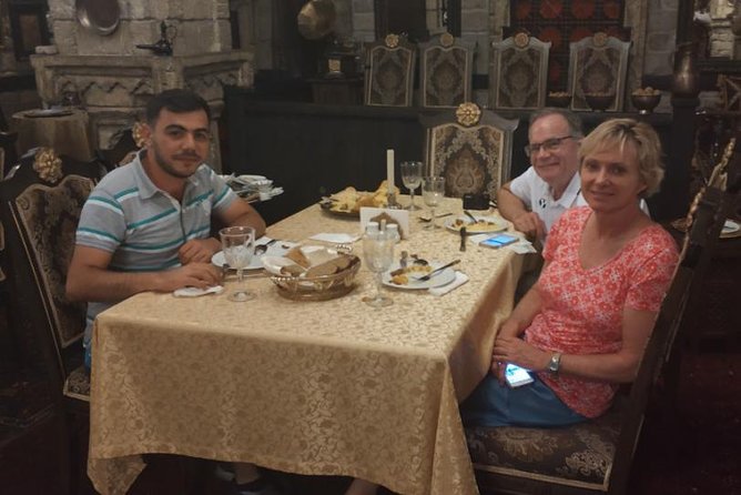 Taste of Azerbaijan: Ultimate Cuisine Tour with Snacks and Dinner - Vegetarian guests and other food needs